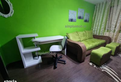 Apartament cu 2 camere semidecomandat în Centrul Civic