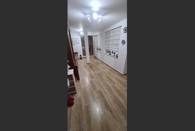 Casă cu 3 camere cu Canalizare în Fieni