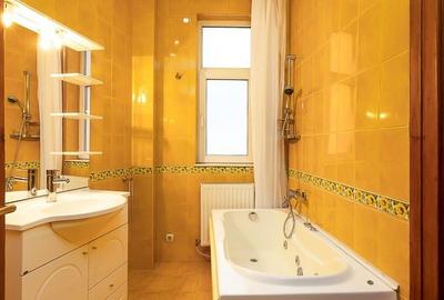 Casă individuală cu 5 camere cu Teren 180 Mp în Romană - 9