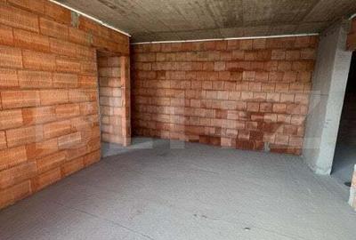 Apartament cu 2 camere decomandat în Între Lacuri - 2