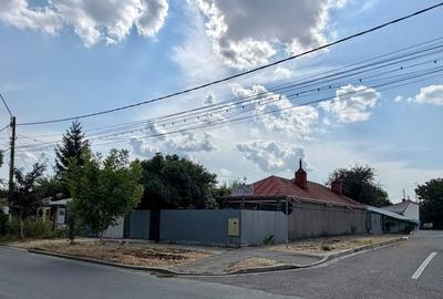 Casă cu 4 camere în Chercea