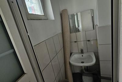 Spațiu comercial, de 46 mp, în 1 Mai - 10