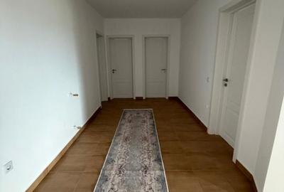 Apartament cu 4 camere în Central - 12