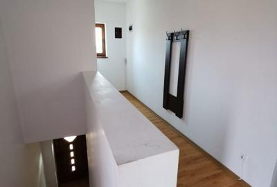 Apartament cu 3 camere decomandat în Sânandrei - 3