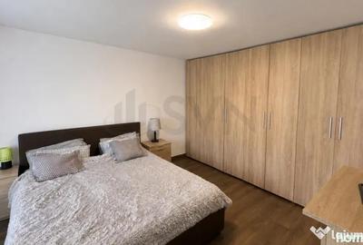 Casă cu 5 camere cu Teren 80 Mp în Unirii