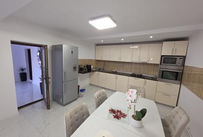 Casă cu 5 camere cu Teren 250 Mp în Rahova - 3