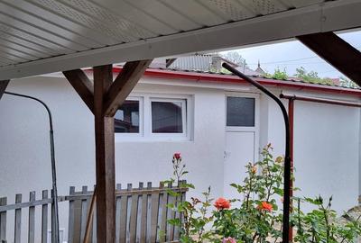Casă cu 3 camere cu Teren 120 Mp în Central
