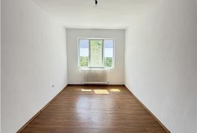 Apartament cu 2 camere decomandat în Frumoasa