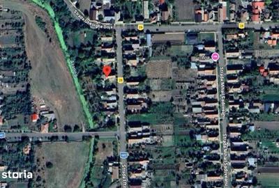 Casă cu 2 camere cu Teren 1178 Mp în Central