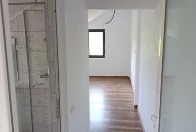 Casă cu 3 camere în Bascov - 16