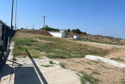 Teren de 3500 mp, în Central