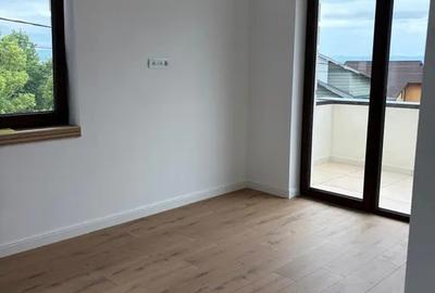 Casă cu 5 camere în Central - 13