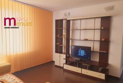Apartament cu 2 camere în Piața Veche