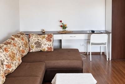 Apartament cu 2 camere semidecomandat în Tătărași