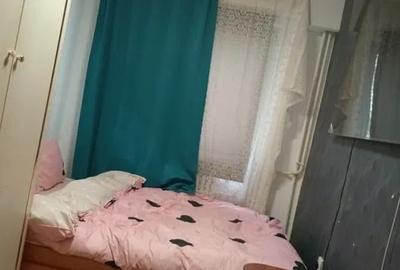 Apartament cu 3 camere semidecomandat în Podu Roș - 3