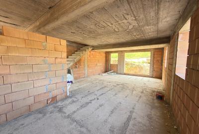 Duplex cu 3 camere cu Canalizare în Baciu - 4