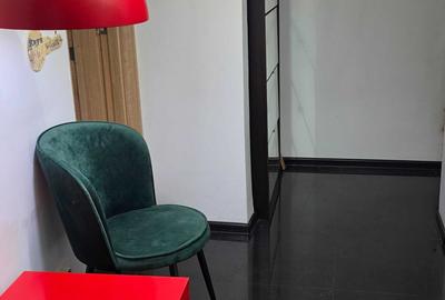 Apartament cu 2 camere semidecomandat în Central