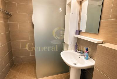 Apartament cu 3 camere, mobilat în Central