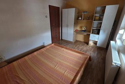 Apartament cu 3 camere semidecomandat în Central - 2