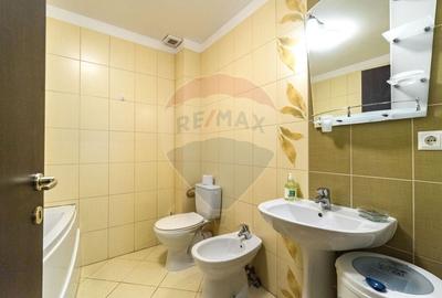 Apartament cu 2 camere decomandat în Tractorul - 9
