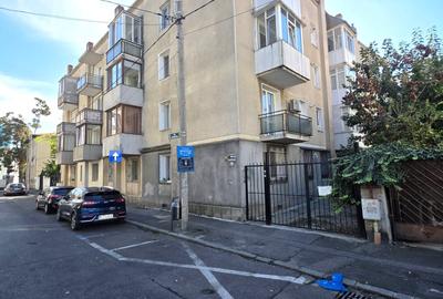 Garsonieră semidecomandată în Calea Călărașilor