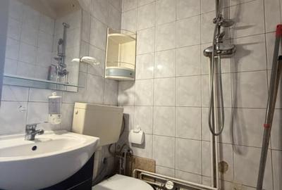 Garsonieră decomandată, mobilată în Steaua - 3