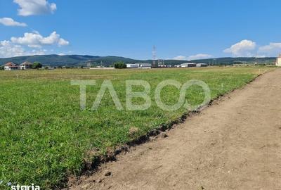 Teren de 5000 mp, în Central