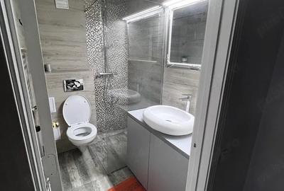 Garsonieră decomandată în Iris