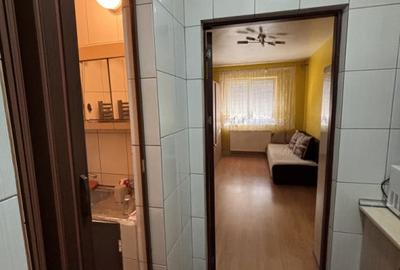 Apartament cu 2 camere nedecomandat în Țiglari