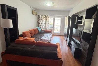 Apartament cu 4 camere decomandat, mobilat în Unirii
