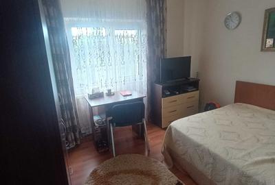 Apartament cu 2 camere decomandat în Mihai Bravu