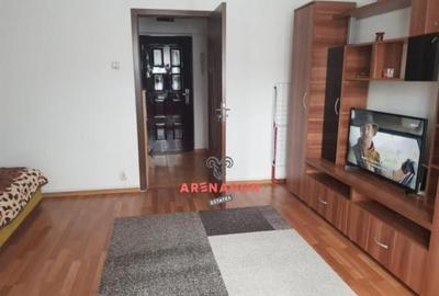 Garsonieră, mobilată în Titan