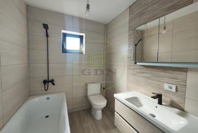 Casă individuală cu 4 camere cu Teren 340 Mp în Malu Mare - 10