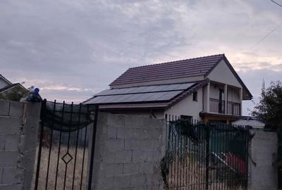 Casă cu 4 camere în Central - 2