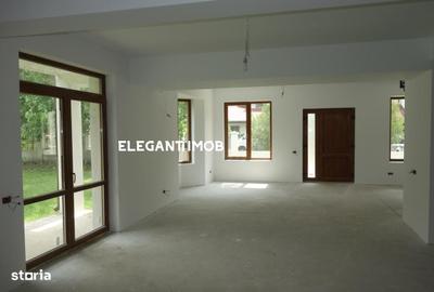 Casă cu 4 camere decomandat în Ostratu - 5