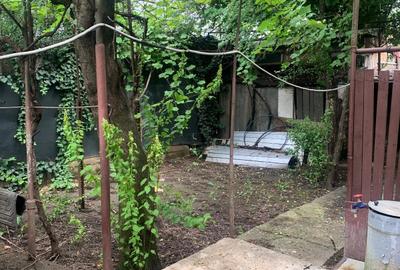 Casă cu 6 camere cu Teren 400 Mp în Central - 3