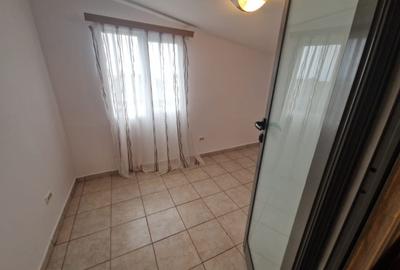 Casă cu 3 camere cu Teren 35 Mp în Cumpăna