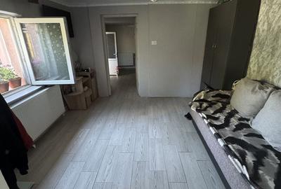 Casă cu 5 camere cu Teren 199 Mp în Rahova - 12