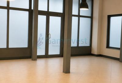 Spațiu comercial, de 116.30999755859 mp, în Cantemir