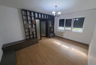 Apartament cu 2 camere nedecomandat în Alexandru cel Bun