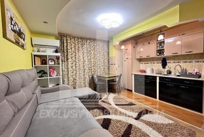 Apartament cu 3 camere semidecomandat în Cetate