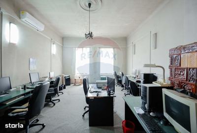 Apartament cu 3 camere în Ultracentral