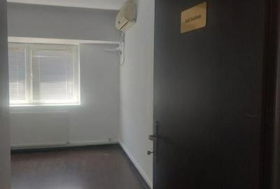 Apartament cu 5 camere, mobilat în Decebal - 18