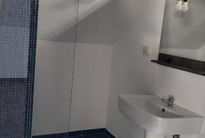 Casă individuală cu 5 camere cu Canalizare în Central - 7