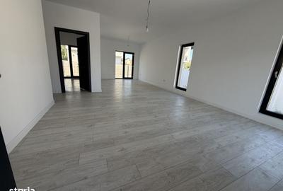 Casă cu 4 camere cu Teren 705 Mp în Central