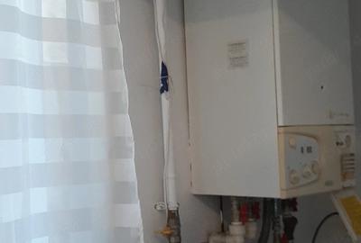 Apartament cu 2 camere decomandat în Micro 20