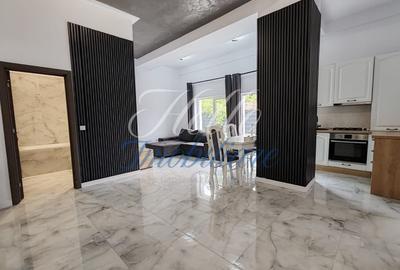 Apartament cu 3 camere semidecomandat, mobilat în Dâmbul Rotund