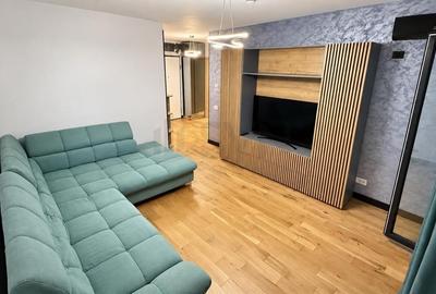 Apartament cu 3 camere decomandat în Băneasa