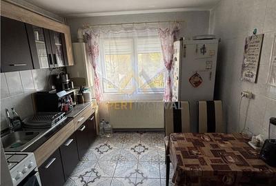 Apartament cu 2 camere semidecomandat în Decebal - 4