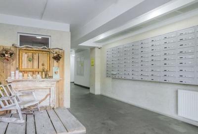 Apartament cu 2 camere decomandat în Titan